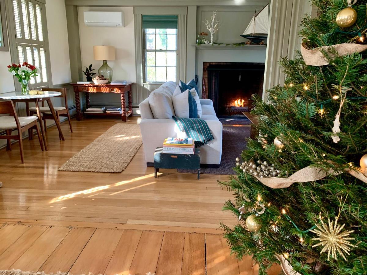 Ashley Manor Bed & Breakfast Barnstable Exterior photo